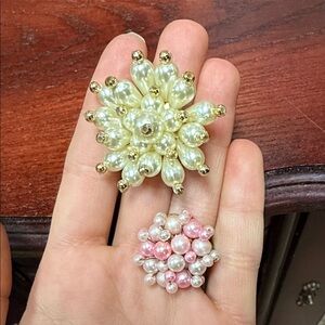 Elegant Pearl and Gold mismatched vintage clip on earrings